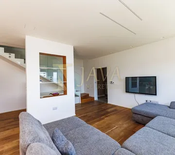 Bregi/Matulji, Samostojeća kuća 160 m2 s velikom okućnicom (prodaja) - cover