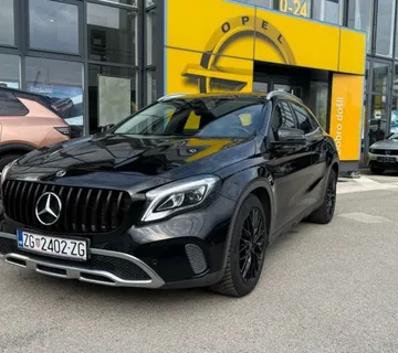Mercedes-Benz GLA 200 Automatik 115kw - cover