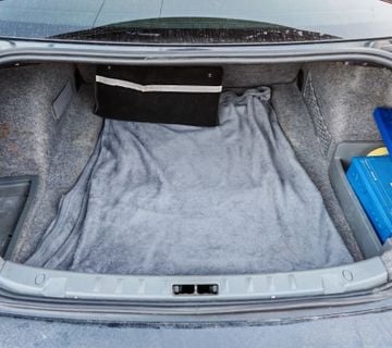 Bmw e92 325 M Performance  - cover