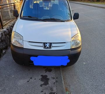 Prodaja vozila  - cover