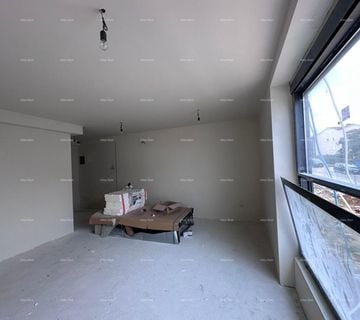 Prodaja stanova u novom poslovno - stambenom projektu, Poreč, J01 - cover