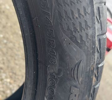 Gume 245/45R18 - cover