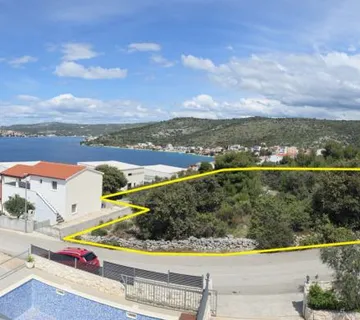 Rogoznica, građevinsko zemljište za vile s bazenima, 6337 m2! - cover