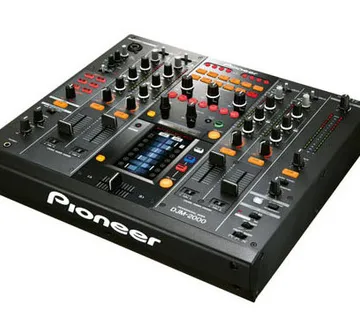 Pioneer DJM 2000 - cover