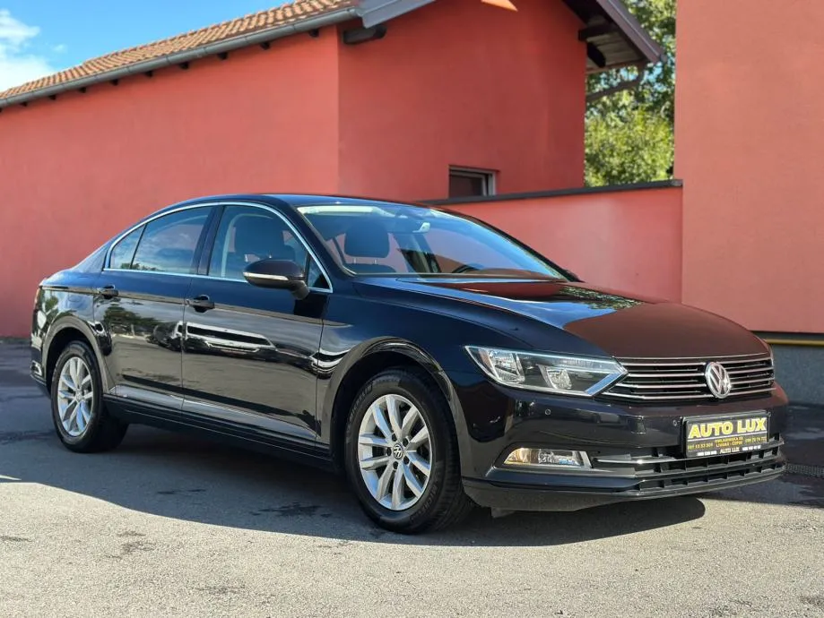 VW Passat 1.6 TDI•2016.g.•BMT Comfortline•Senzori• - cover