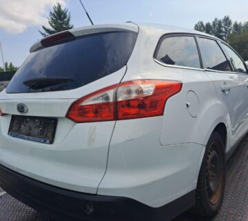 Ford Focus 3 1.6 po dijelovima - cover