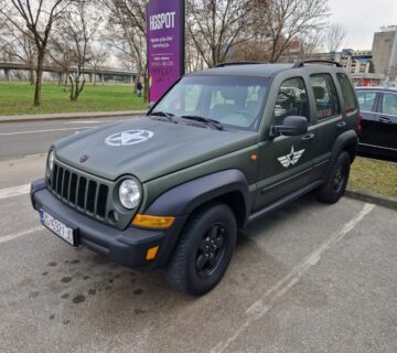 JEEP CHEROKE KJ 2.8 CRD - cover