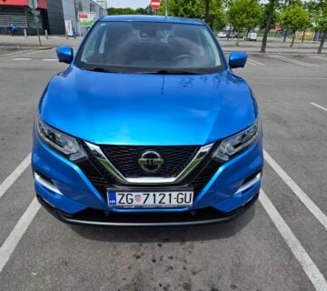 Jedan vozio - Nissan Qashqai 1.2DIG-T, 2018, N-CONNECT - cover