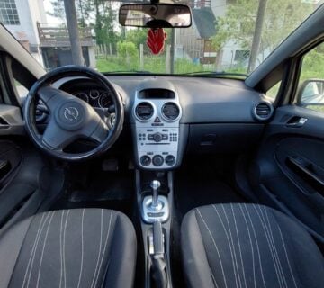 Opel CORSA 1.3 CDTI, reg. do 04. 2025. Prvi vlasnik, odlično očuvana - cover
