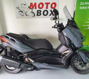 YAMAHA X-MAX 300 TECH MAX ABS TC LED 1.VLASNIK - cover