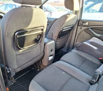 Ford C-Max Titanium, 2009. god., 66 kw - cover