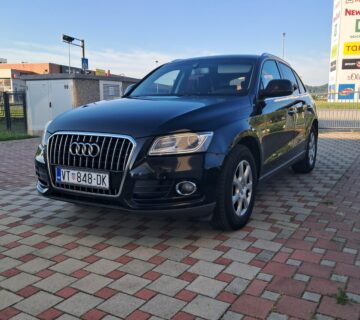 Audi Q5 - cover