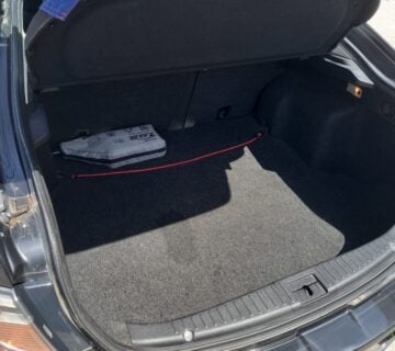 Mazda 6, 2,2 diesel, 2011. g. - cover