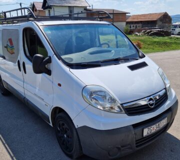 Opel Vivaro 2.0 CDTI 6 sjedala - cover