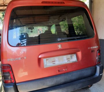 Prodajem Partnera ( Peugeot ) - cover