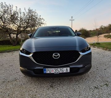 Mazda CX 30 - cover