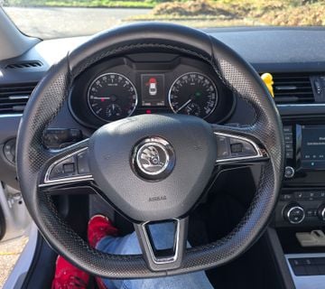 SKODA OCTAVIA  - cover