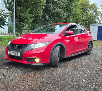 Honda Civic 1,8 Sport - cover