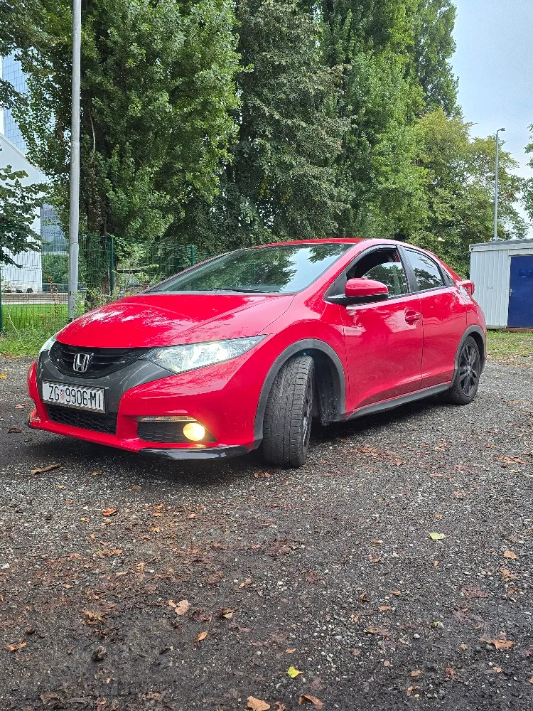 Honda Civic 1,8 Sport - cover