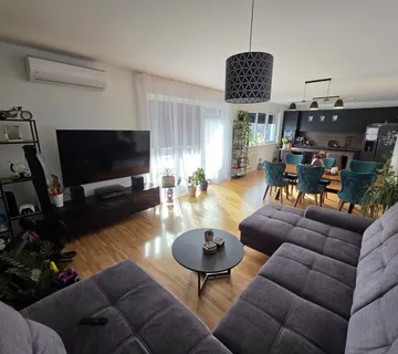 4-sobni stan | Garaža | Namješten | 115m2 – Useljiv odmah! (prodaja) - Osijek