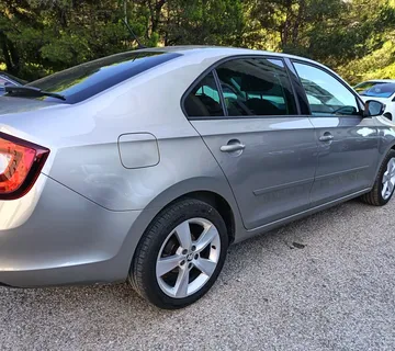 Prodajem Škodu Rapid 2018. godište sa samo 76.500 km! - Pula