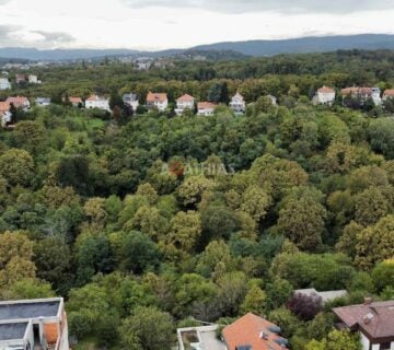 Zagreb, Pantovčak, dvije obiteljske kuće sa zemljištem  11.458 m2 - cover