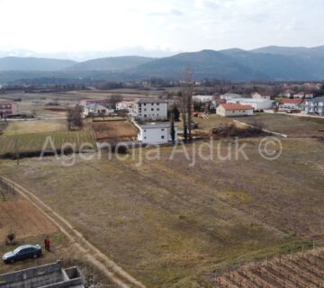 Imotski Donji Proložac 1900 m2 građevinsko zemljište - novo - cover