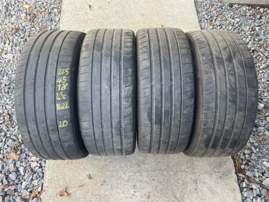 225-45-18-bridgestone-4-komada-slika-228385749