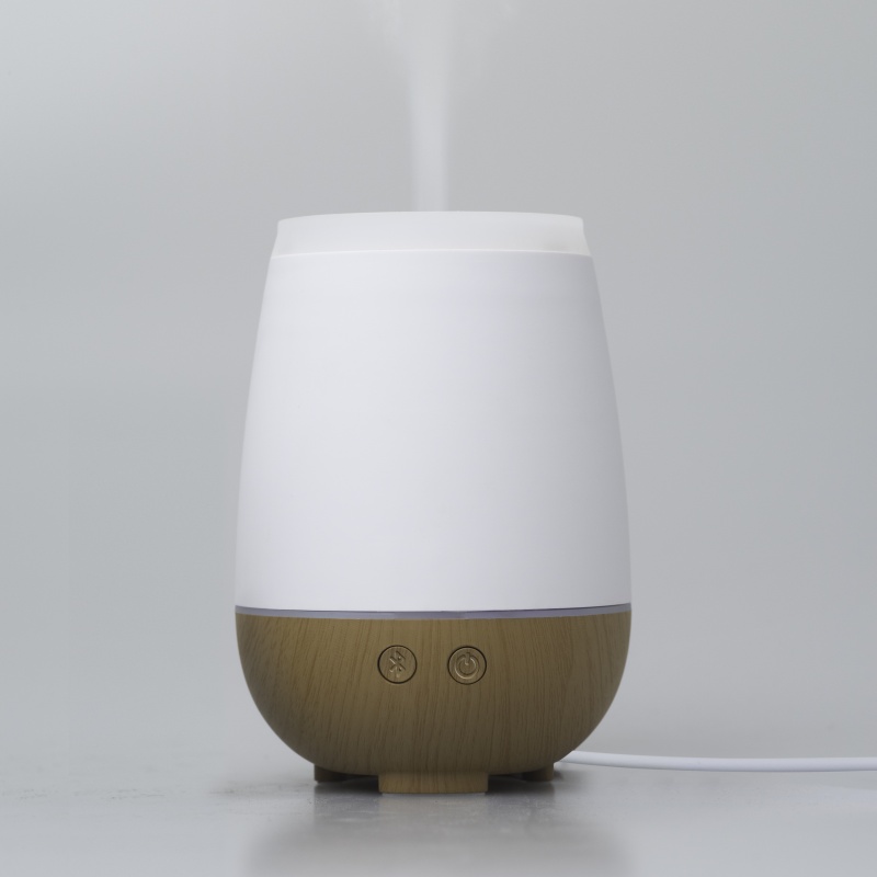 23234_innobiz-musilia-aroma-difuzer-s-reproduktorom-bluetooth-70-ml