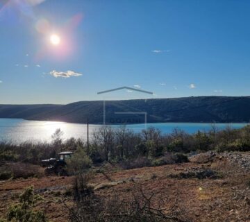 ISTRA, GRAĐEVINSKO ZEMLJIŠTE S PREKRASNIM POGLEDOM NA MORE - cover