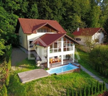 Villa Jurjevec s bazenom - 250m2 - Krapinske Toplice - cover