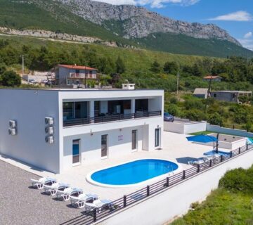 Vila na prodaju Kaštel Sućurac (Kaštela) - KAŠTEL SUĆURAC VILLA S BAZENOM I POGLEDOM NA MORE 270 M2, € 685.000, 270 m² - cover