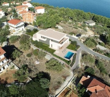 Zemljište na prodaju Slatine (Split) - SLATINE 100M OD MORA PROJEKT S DOZVOLOM, € 320.000, 788 m² - cover