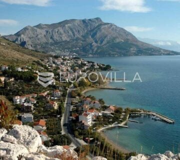 Omiš, Mali rat, građevinsko zemljište s pogledom, površine 2025 m2 - cover