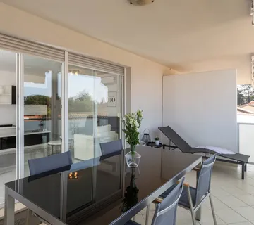 Apartman Sky - cover