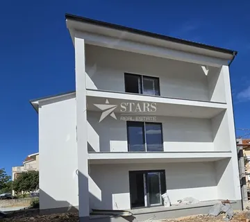 Otok Krk , Čižići 2S+DB stan u novogradnji (prodaja) - cover