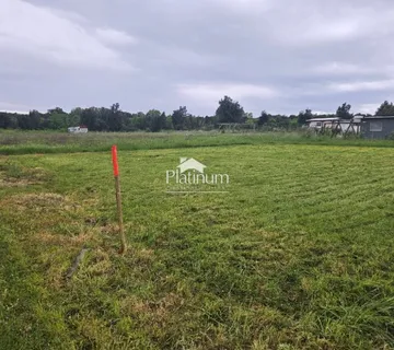 ISTRA POLJOPRIVREDNO ZEMLJISTE 400m2 2km od mora - cover