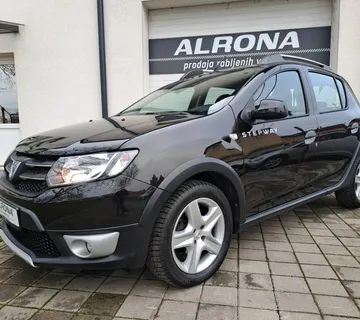 Dacia Sandero Stepway 1.5 dCi*JAMSTVO*NAVI,SERVISNA,NOVE GUME.. - cover