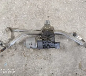 Peugeot 207 poluge brisača sa motorom - cover