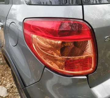 SUZUKI SX4 ZADNJE LAMPE - cover