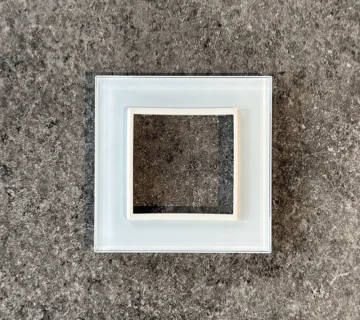 LIVOLO STAKLENI OKVIRI ZA MODULARNE UTIČNICE I PREKIDAČE - cover