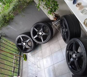 Mercedes Amg 19" - cover