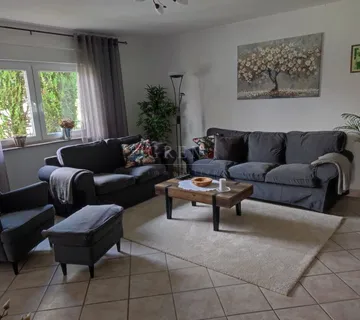 Obiteljska kuća - okolica V. Gorice (prodaja) - cover