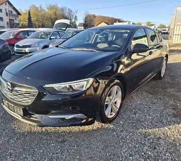 Opel Insignia 1,6 CDTI*136ks*Klima*Tempomat* - cover
