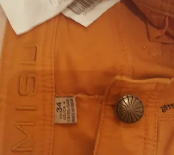 HLAČE "AMISU" - cover