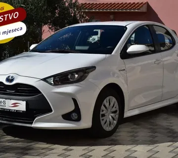 Toyota Yaris 1.5 Hybrid Automatik -Kamera, DAB -France -Novi Model - cover
