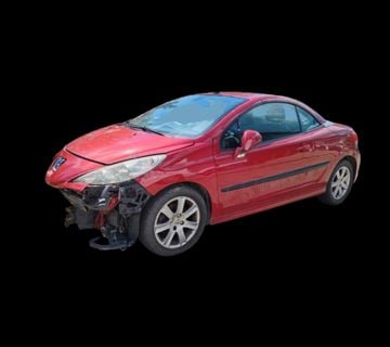 Peugeot 207cc karambol - cover