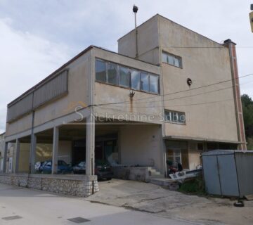 Mali Lošinj - Poslovni prostor, 800 m2 - cover