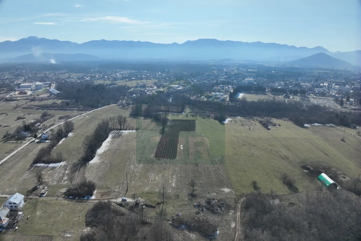 Zemljište Gospić, 10.000 m! - cover