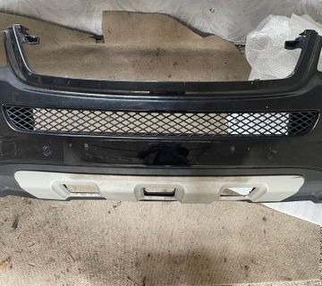 Mercedes ml w164 prednji branik kompletan - cover